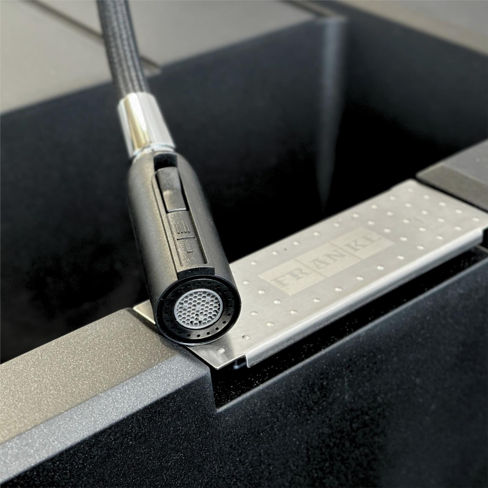 Liquida EPO11CH Single Lever Pull Out Mono Mixer Chrome Kitchen Mixer Tap